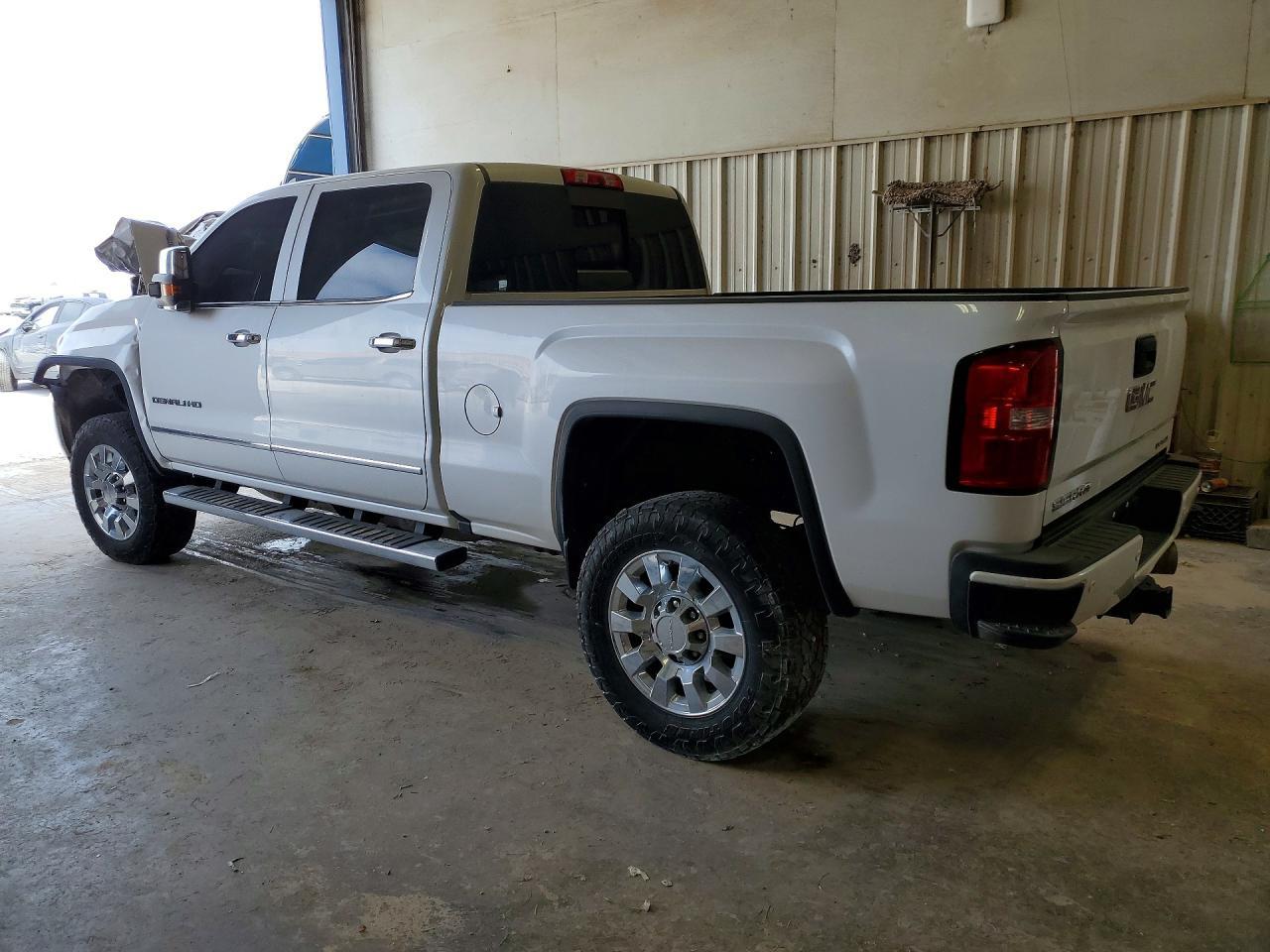 2018 GMC Sierra K2500 Denali