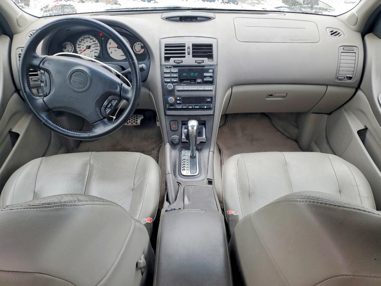 2001 Nissan Maxima gxe