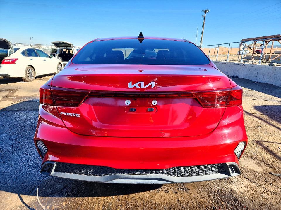 2022 KIA Forte lxs