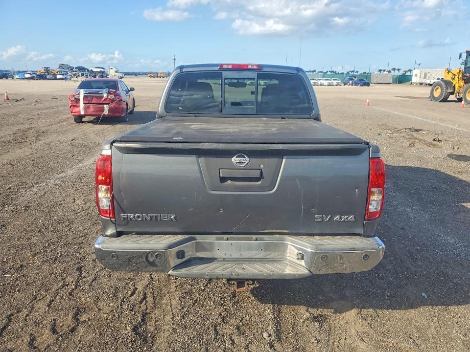2016 Nissan Frontier SV