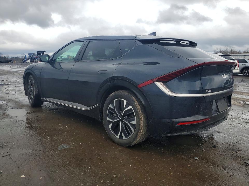 2024 KIA EV6 Wind