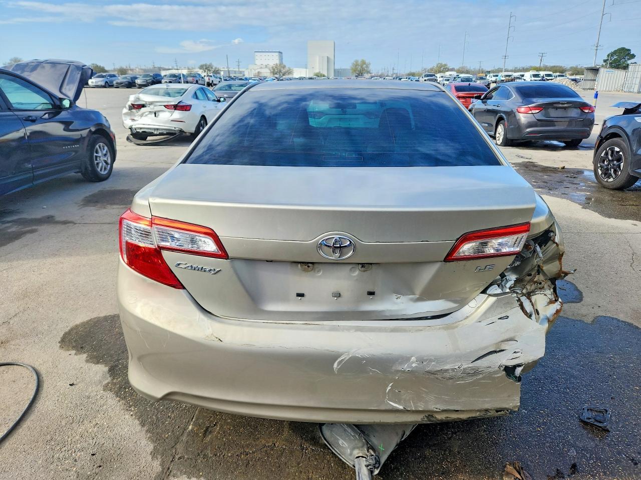 2014 Toyota Camry le