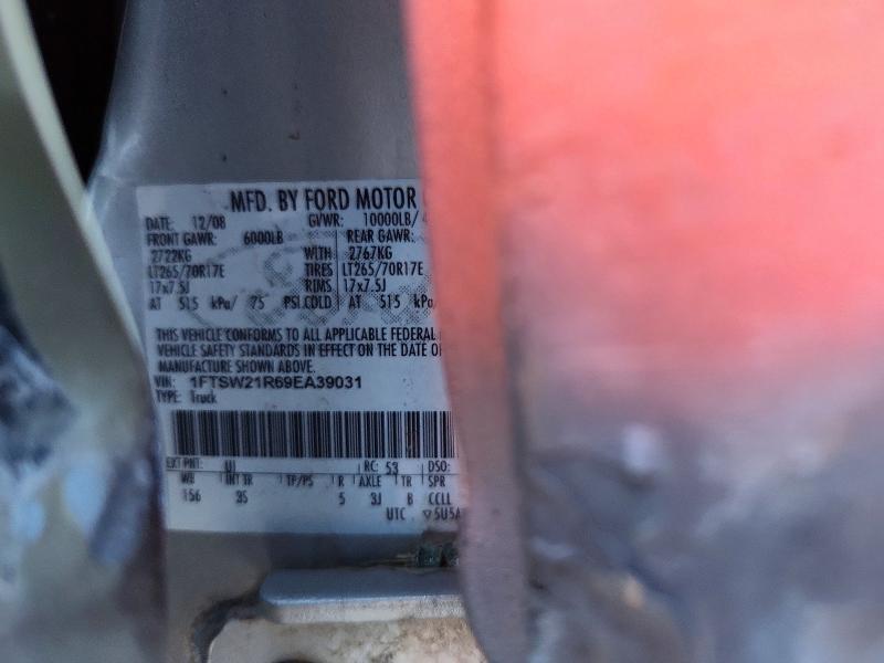 2009 Ford F250 Super Duty Flatbed Truck