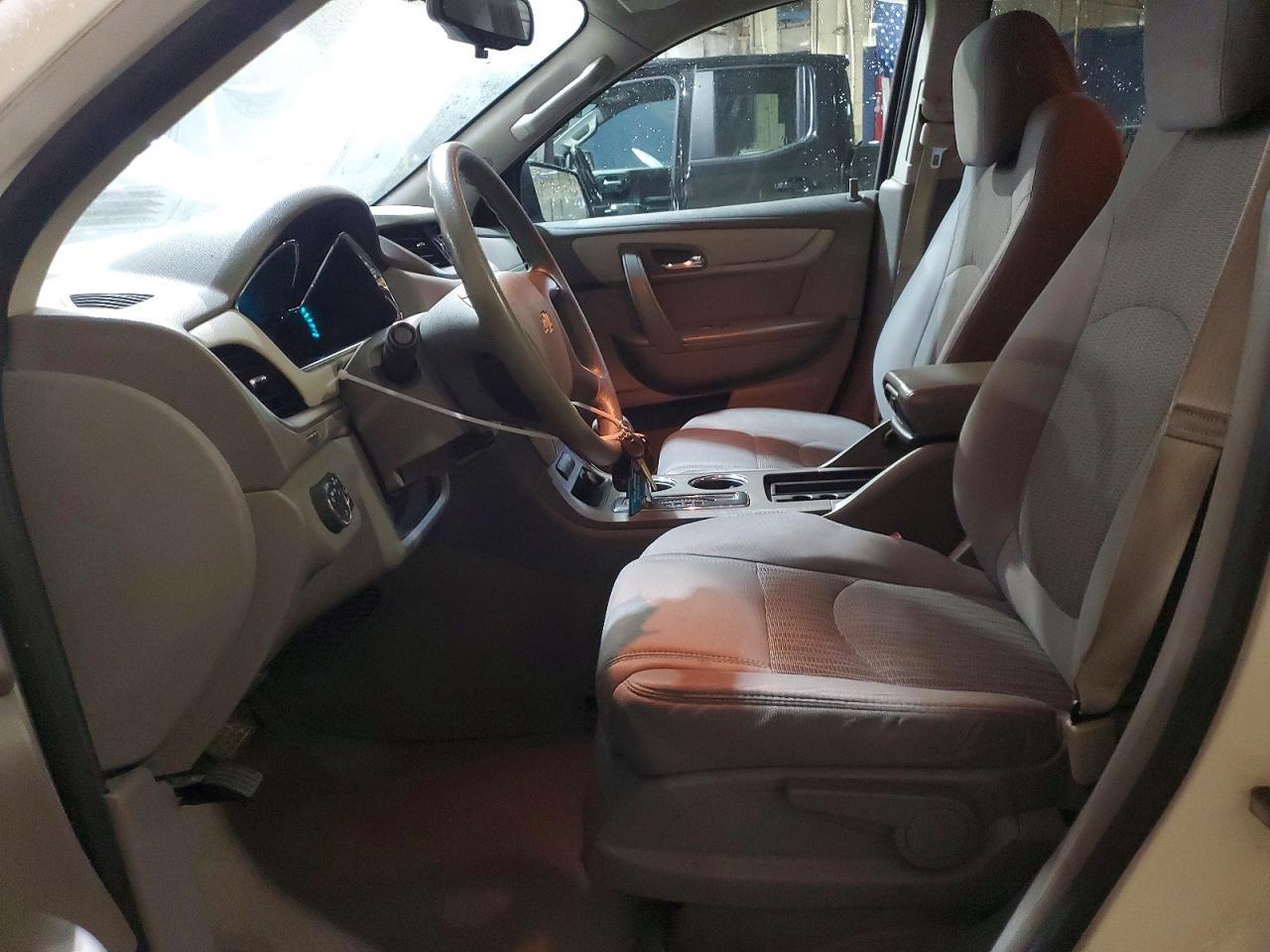 2013 Chevrolet Traverse ls