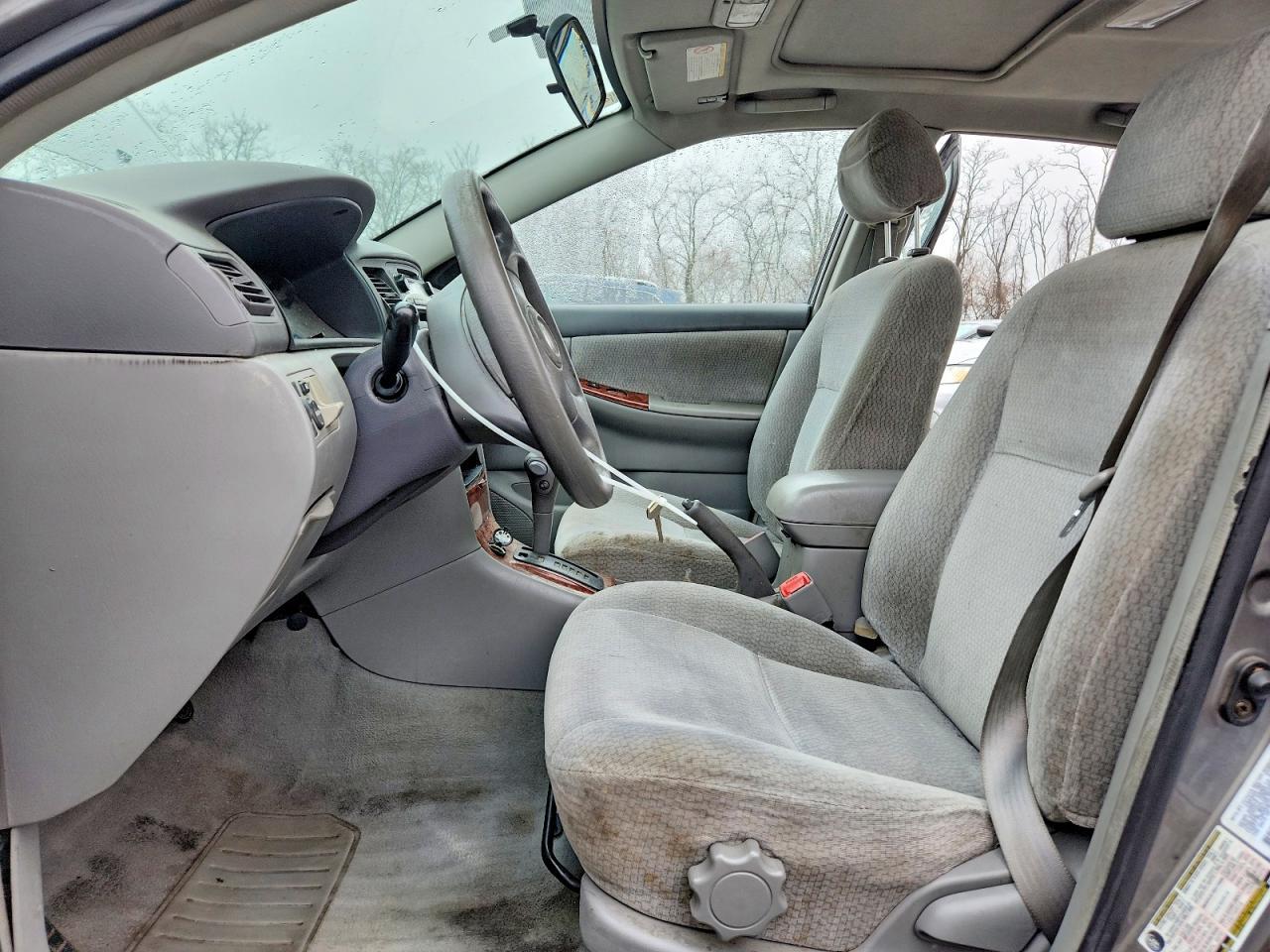 2004 Toyota Corolla le