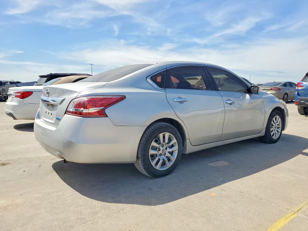 2013 Niss Altima