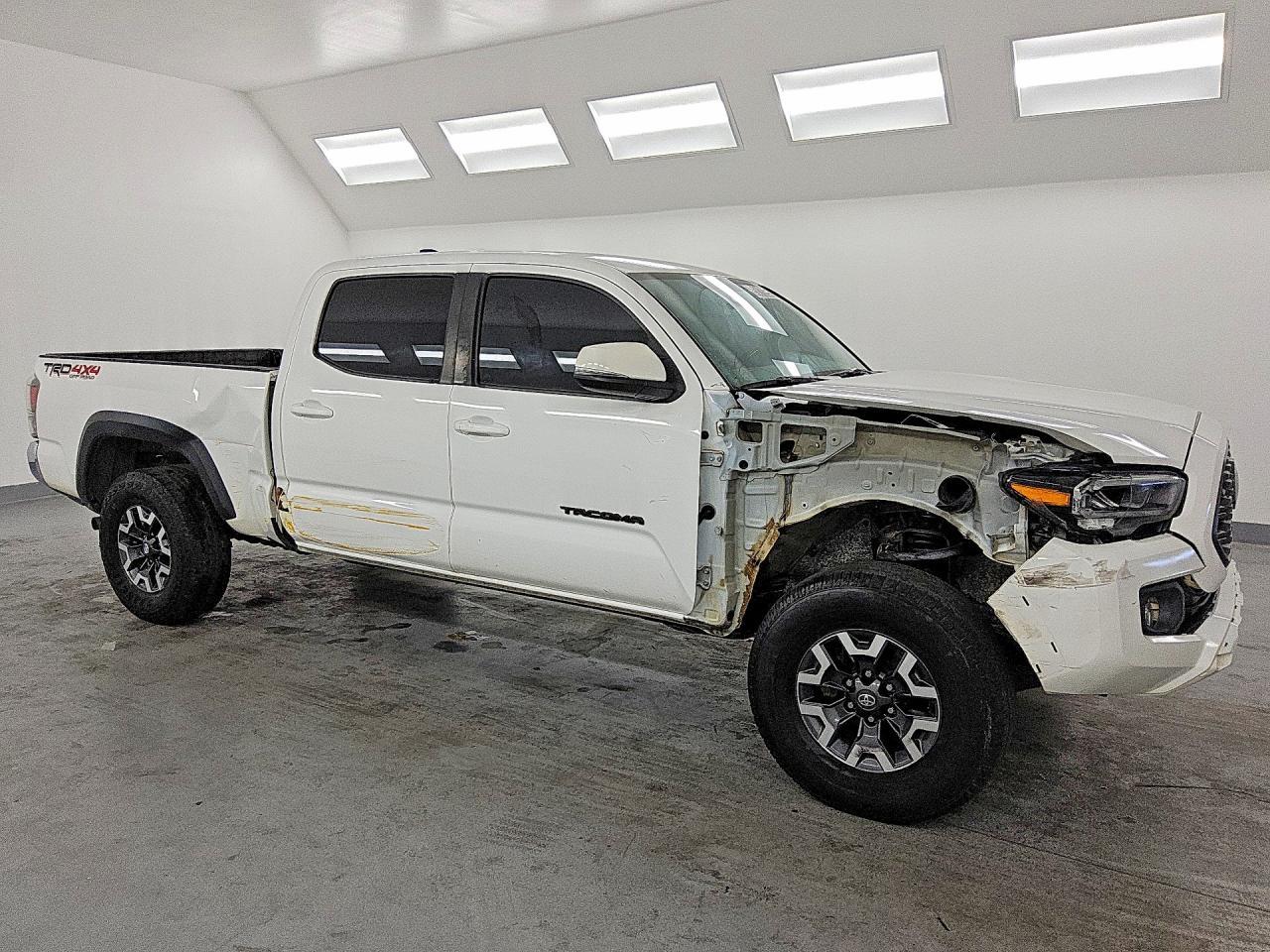 2023 Toyota Tacoma TRD OFF-Road