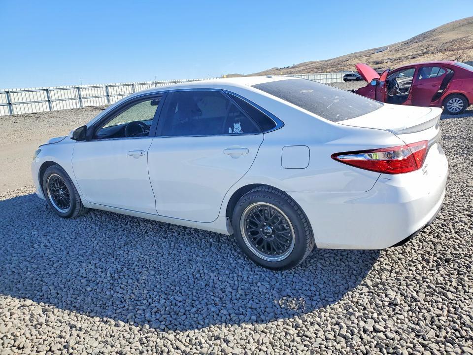 2017 Toyota Camry se