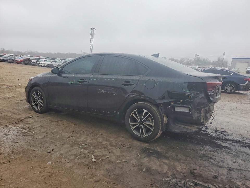 2023 KIA Forte lxs