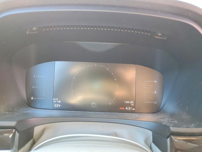 2017 Volvo S90 T5 Momentum