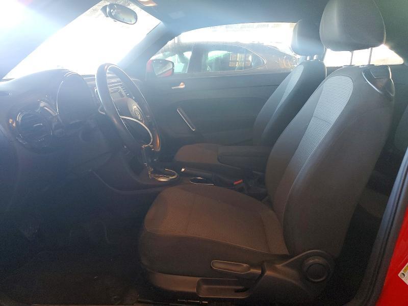 2019 Volkswagen Beetle s