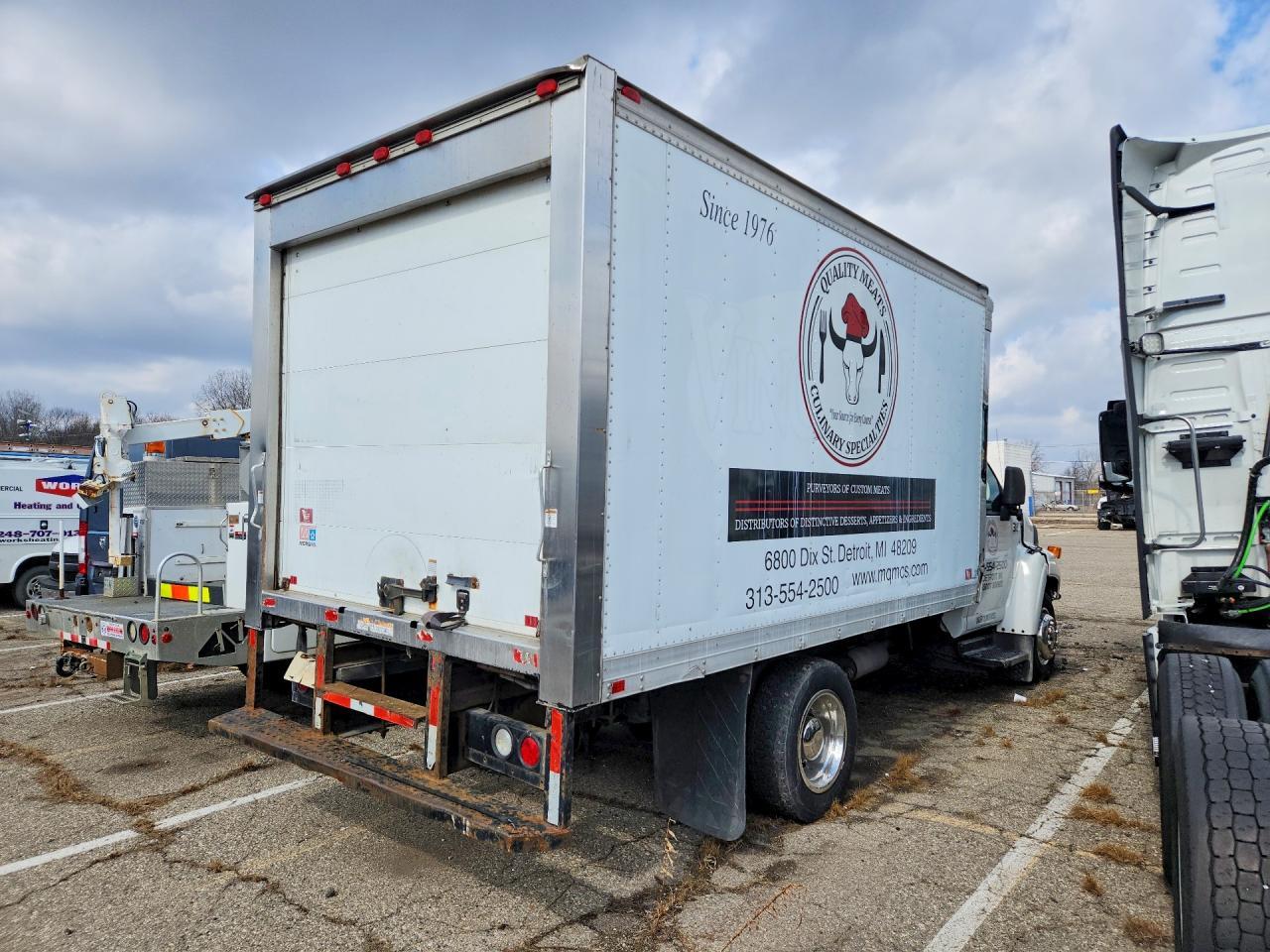 2005 GMC C5500 Refrigerated BOX Truck