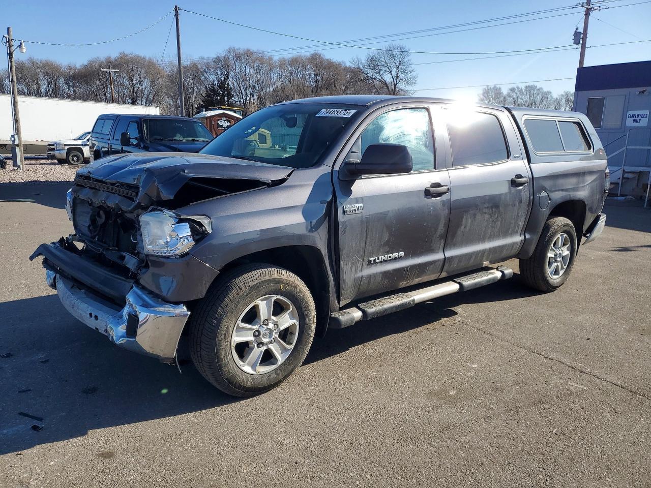 2016 Toyota Tundra SR5