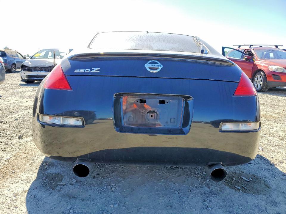 2005 Nissan 350z Base