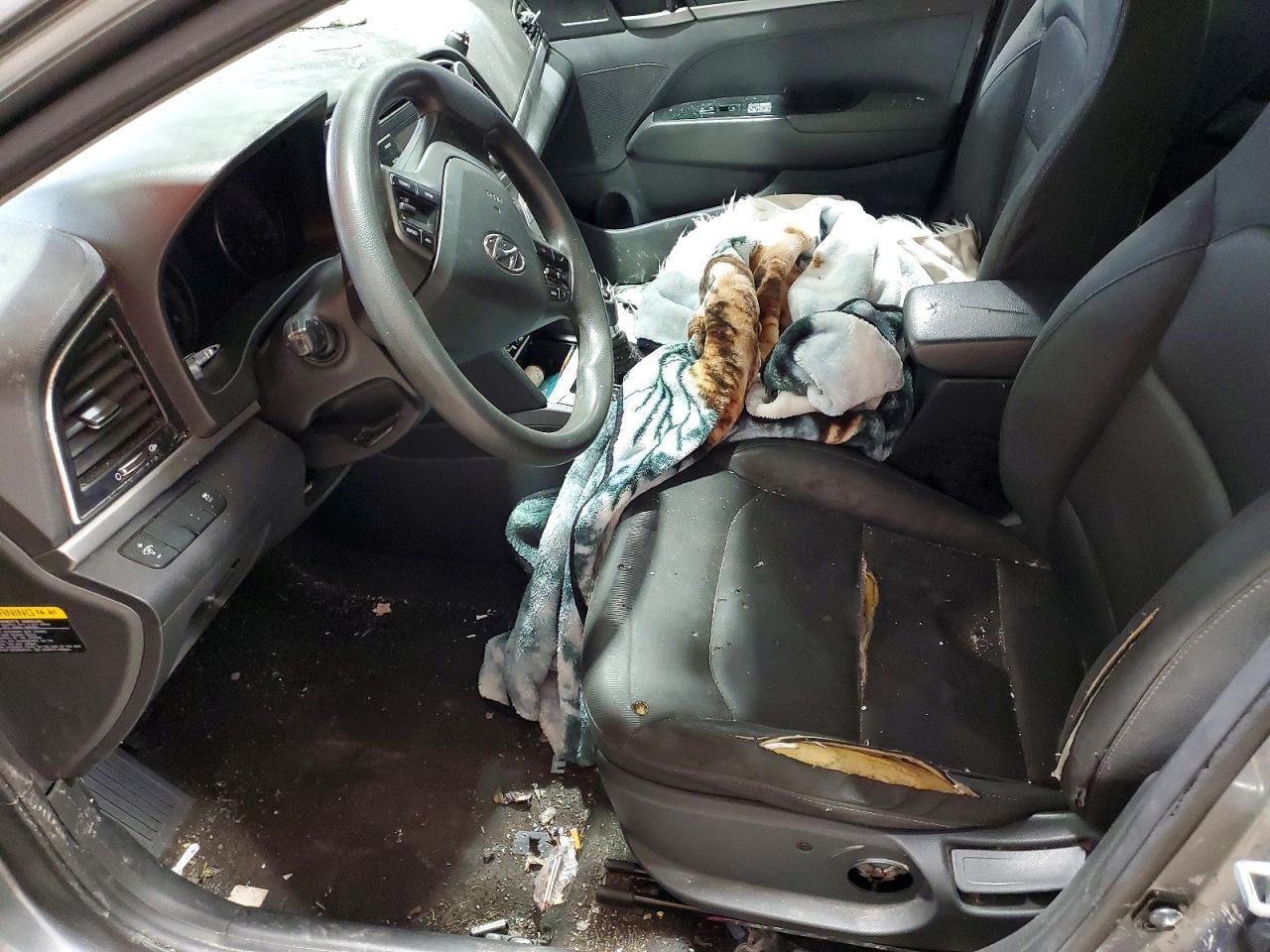 2018 Hyundai Elantra se