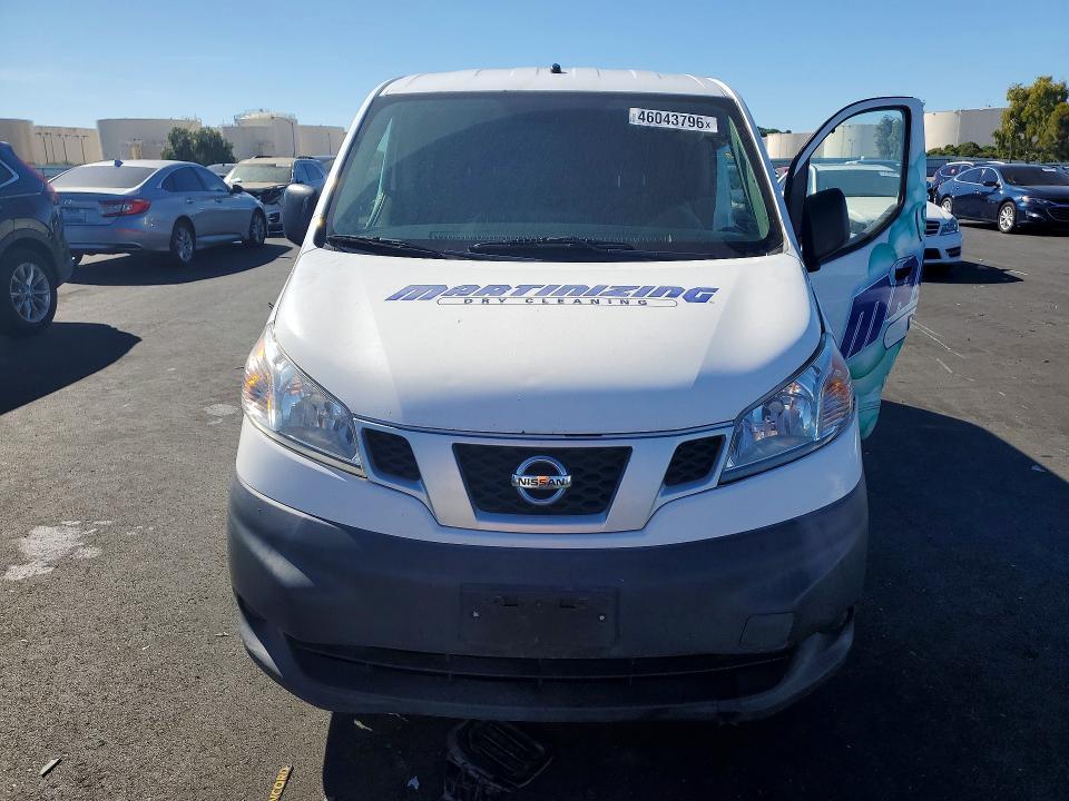 2015 Nissan NV200 Delivery Van