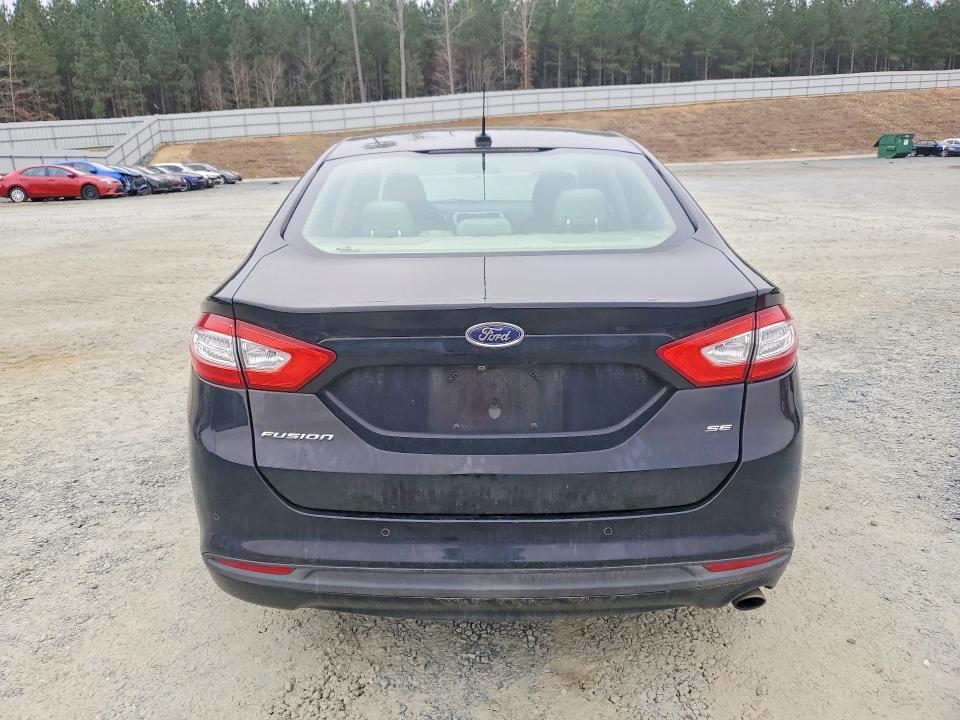 2016 Ford Fusion se