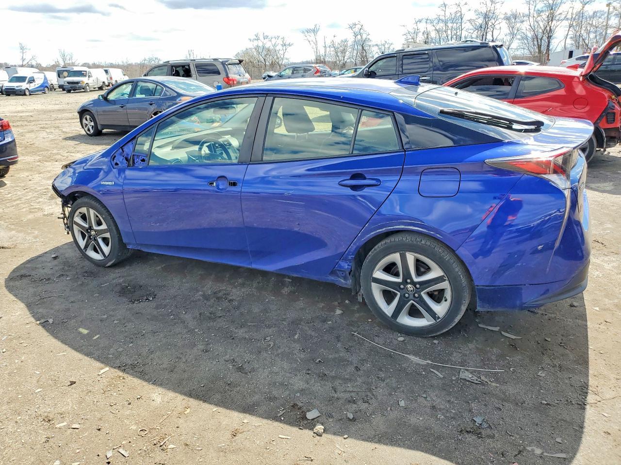 2016 Toyota Prius Three Touring