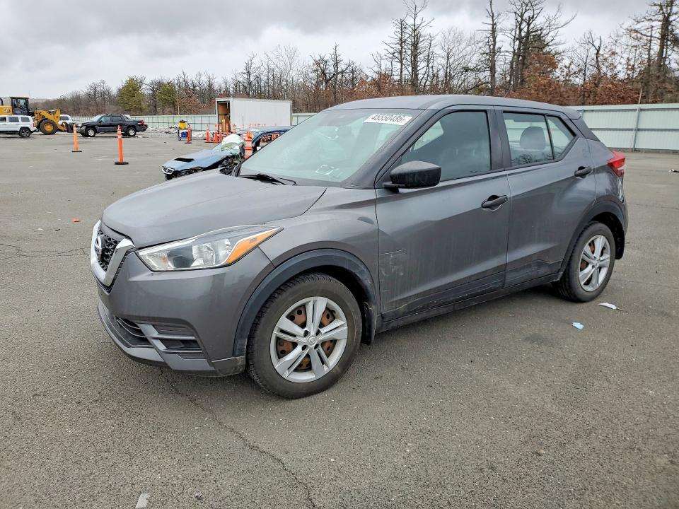 2020 Nissan Kicks s