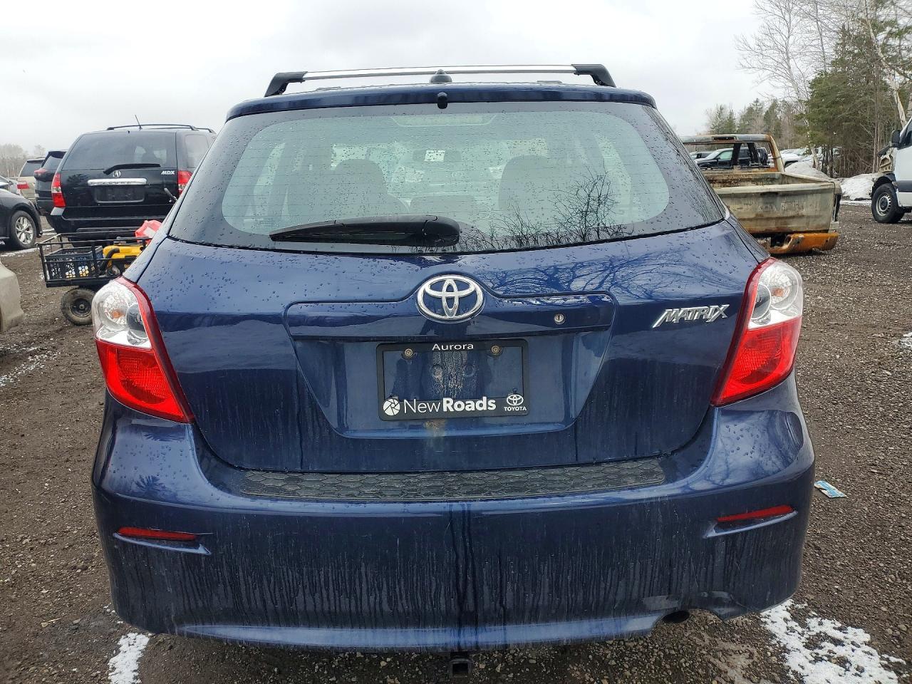 2012 Toyota Matrix l