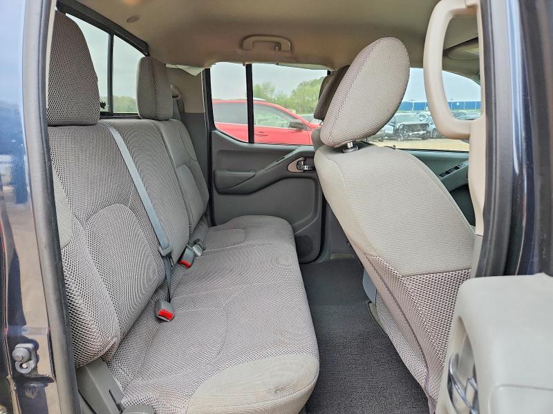 2017 Nissan Frontier SV