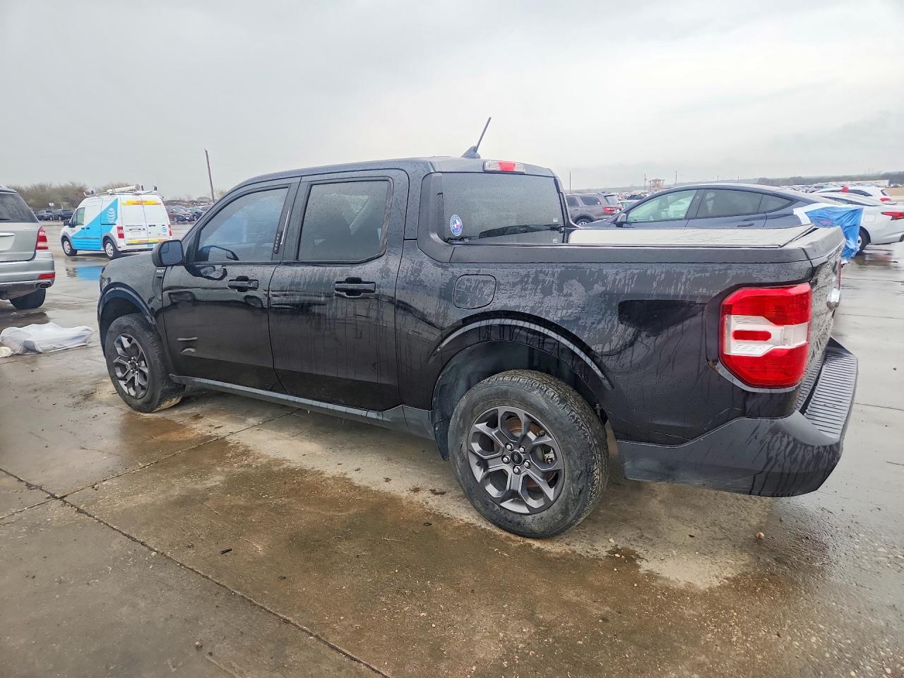 2022 Ford Maverick XL