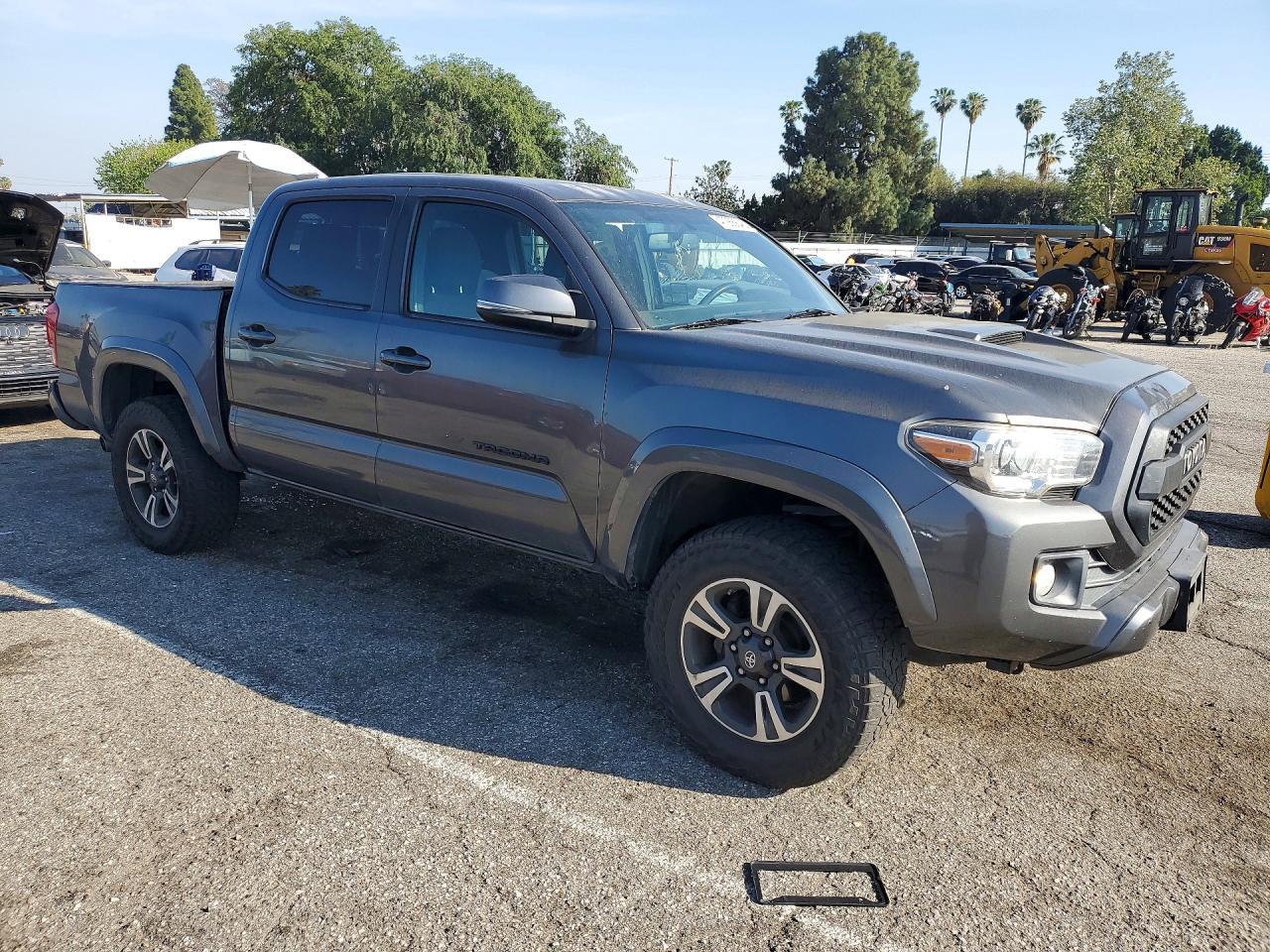 2016 Toyota Tacoma TRD Sport