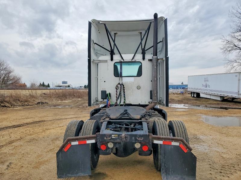 2016 Peterbilt 579 Semi Truck