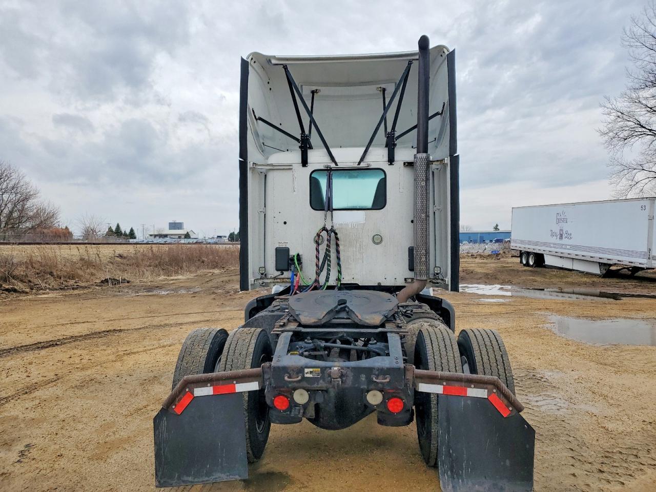 2016 Peterbilt 579 Semi Truck