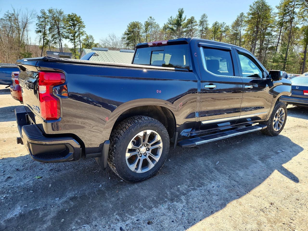 2022 Chevrolet Silverado K1500 High Country