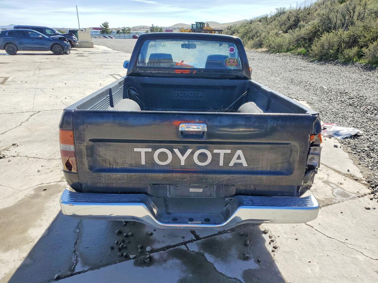 1990 Toyota Pickup Deluxe