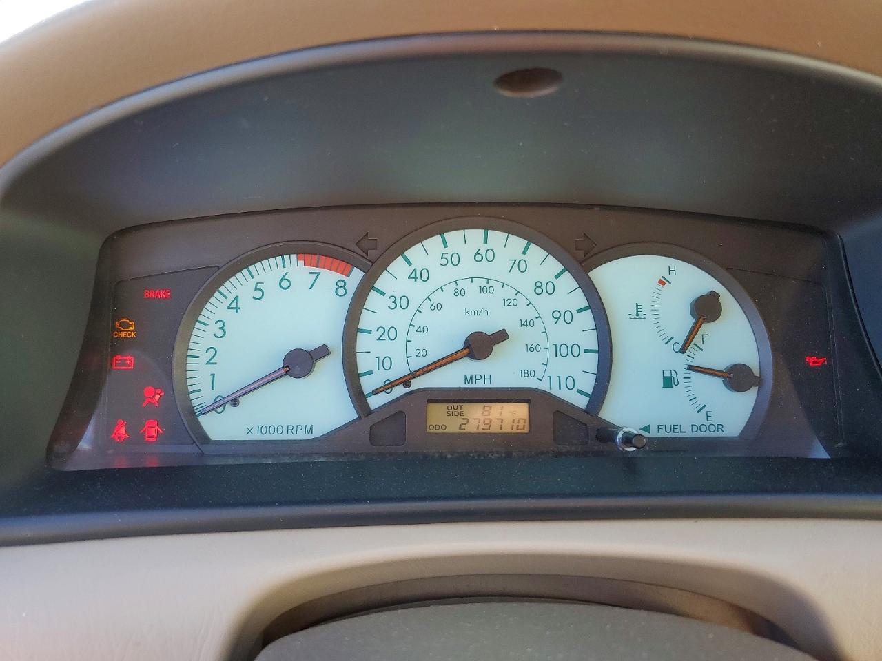 2004 Toyota Corolla le