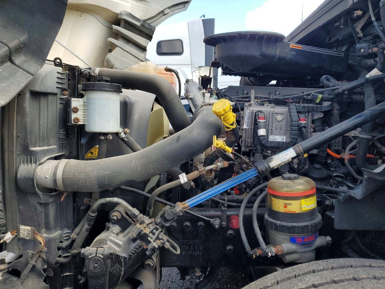 2019 International LT625