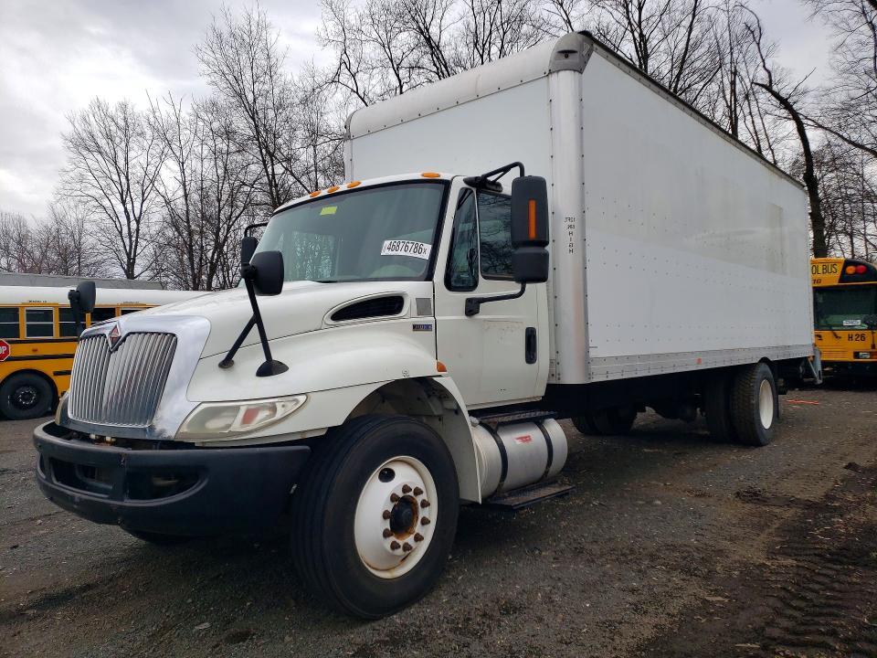 2015 International 4300 BOX Truck