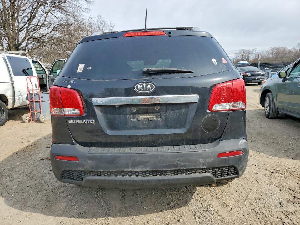 2013 KIA Sorento lx