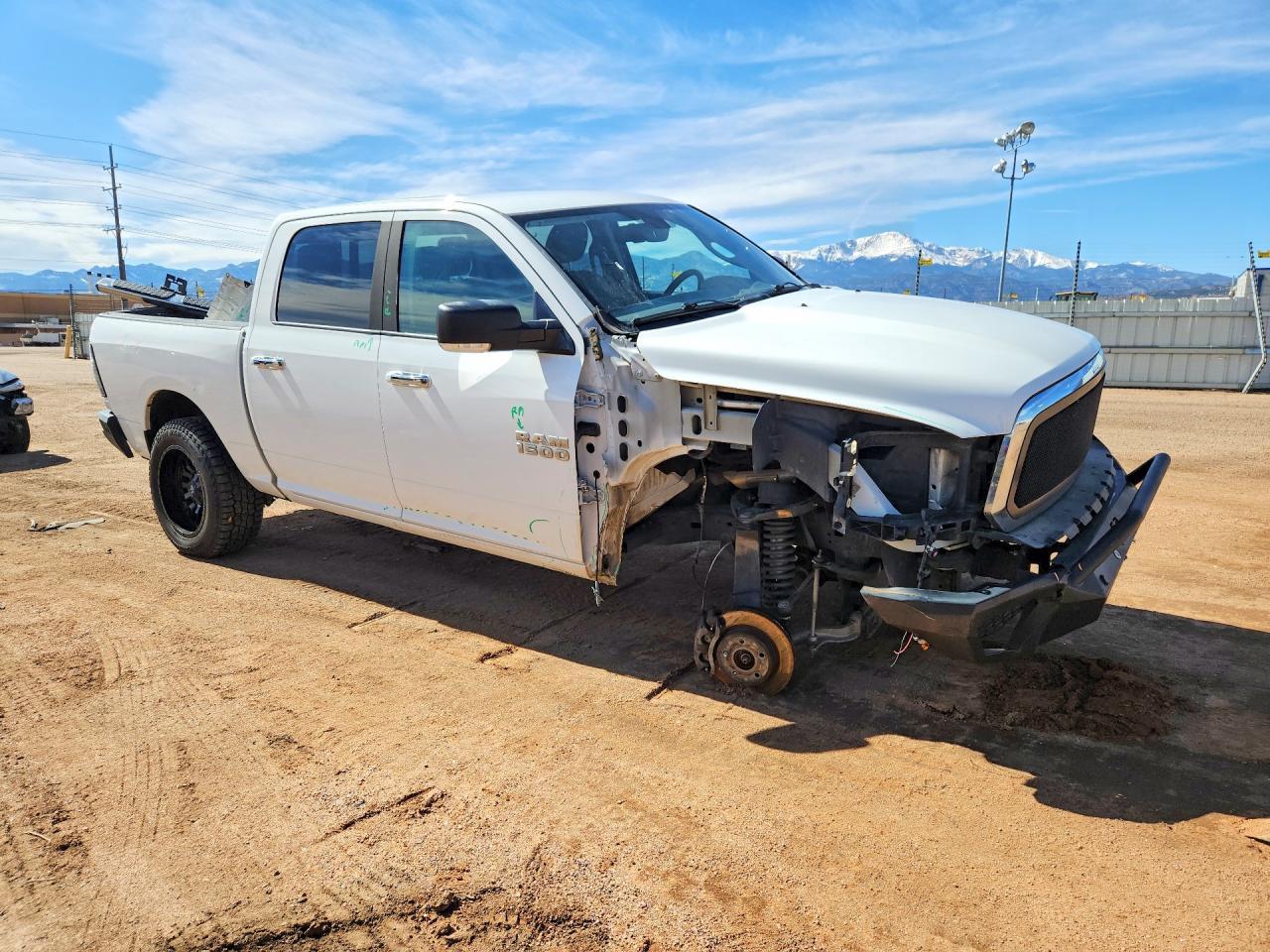 2016 Dodge RAM 1500 SLT