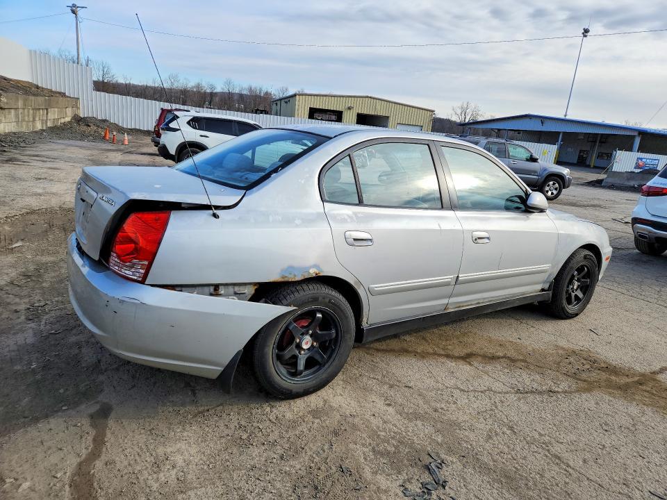 2005 Hyundai Elantra gls