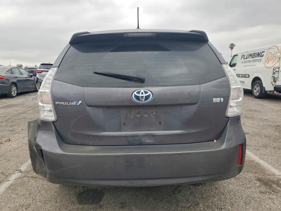 2013 Toyota Prius v Five