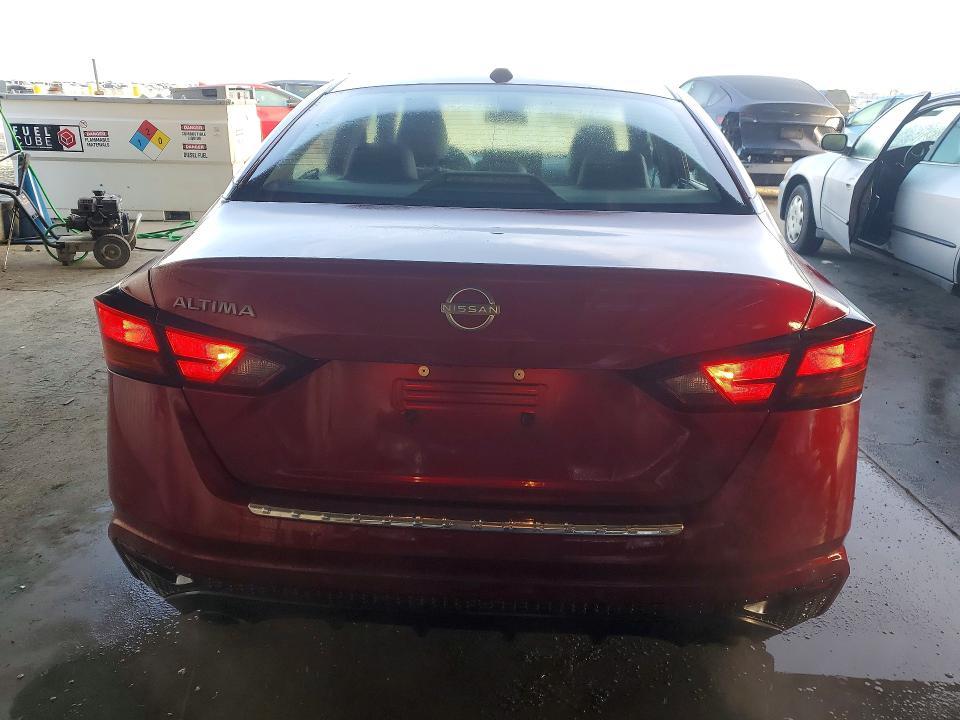 2023 Nissan Altima 2.5 sr