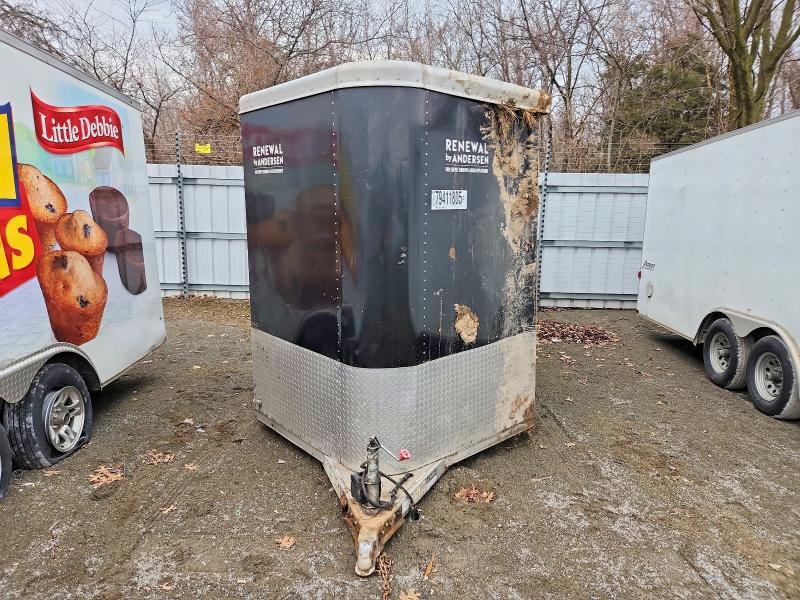 2021 Feat Closed Utility  Trai