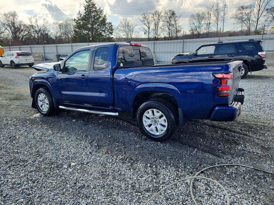 2023 Nissan Frontier sv