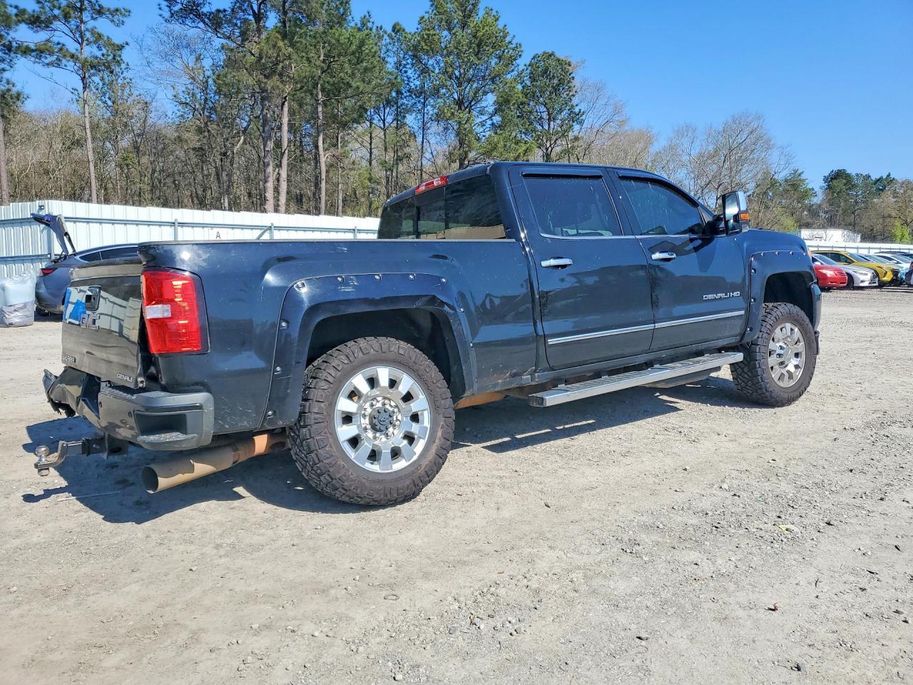 2018 GMC Sierra K2500 Denali