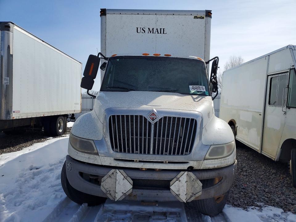 2015 International 4300 BOX Truck