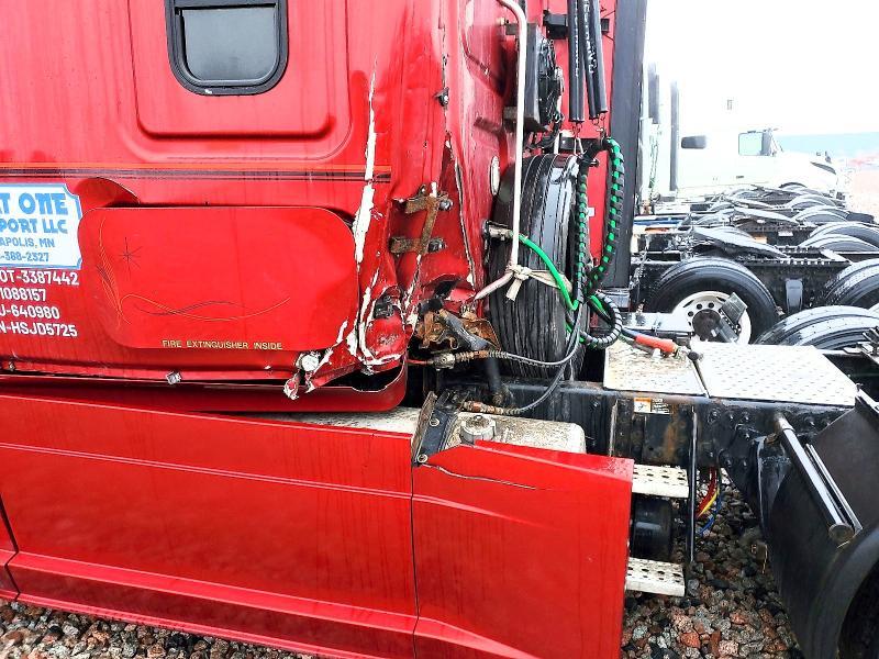 2017 Freigliner 2017 Freightliner Cascadia 125 Semi Truck