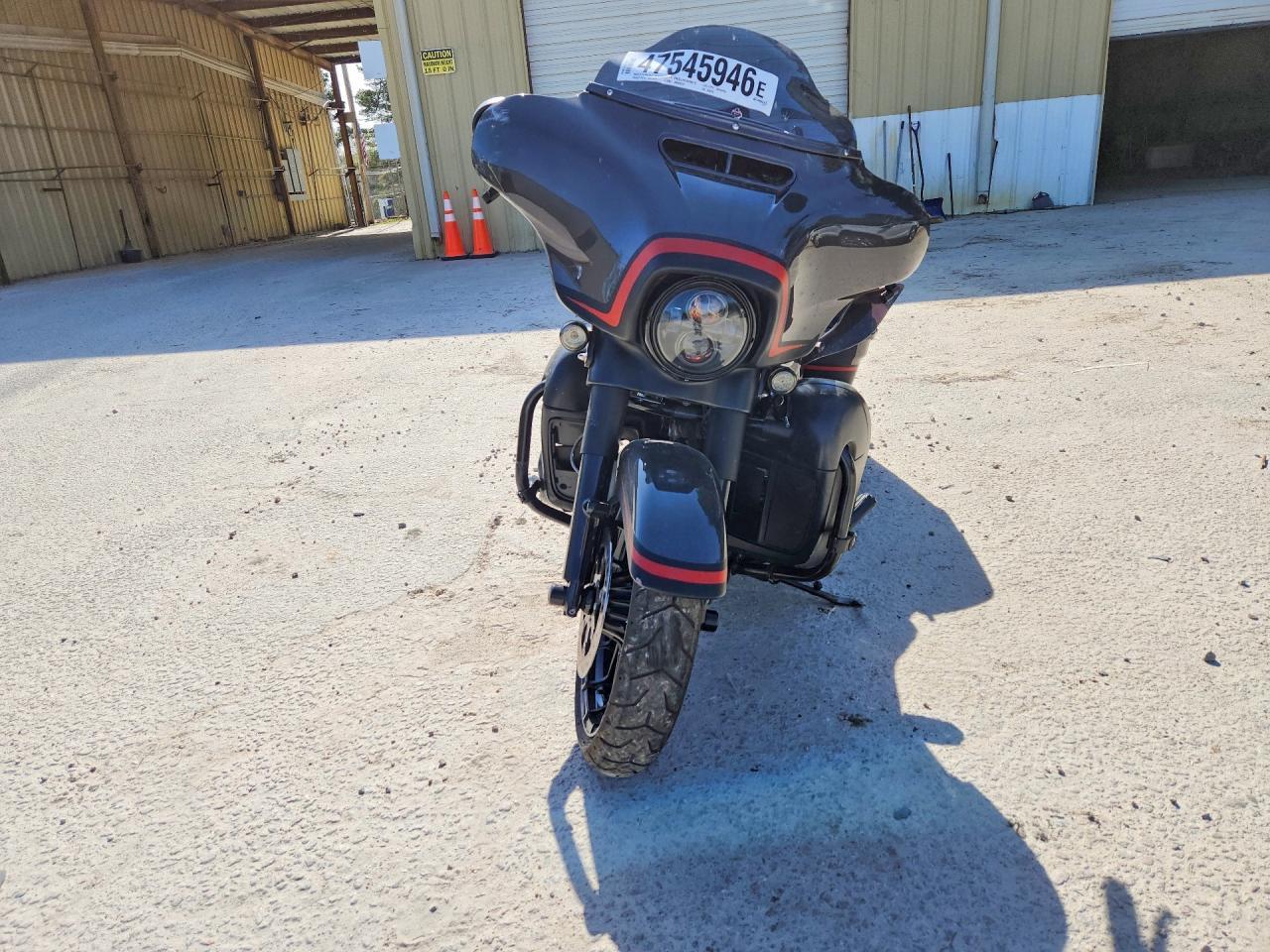 2018 Harley-Davidson Flhxse CVO Street Glide