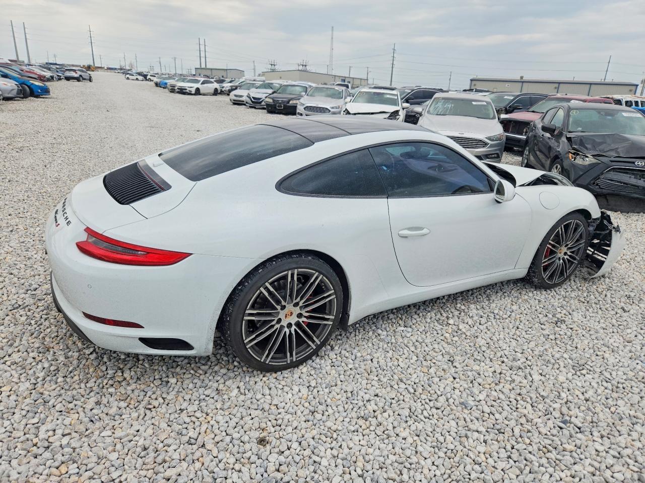 2017 Porsche 911 Carrera s