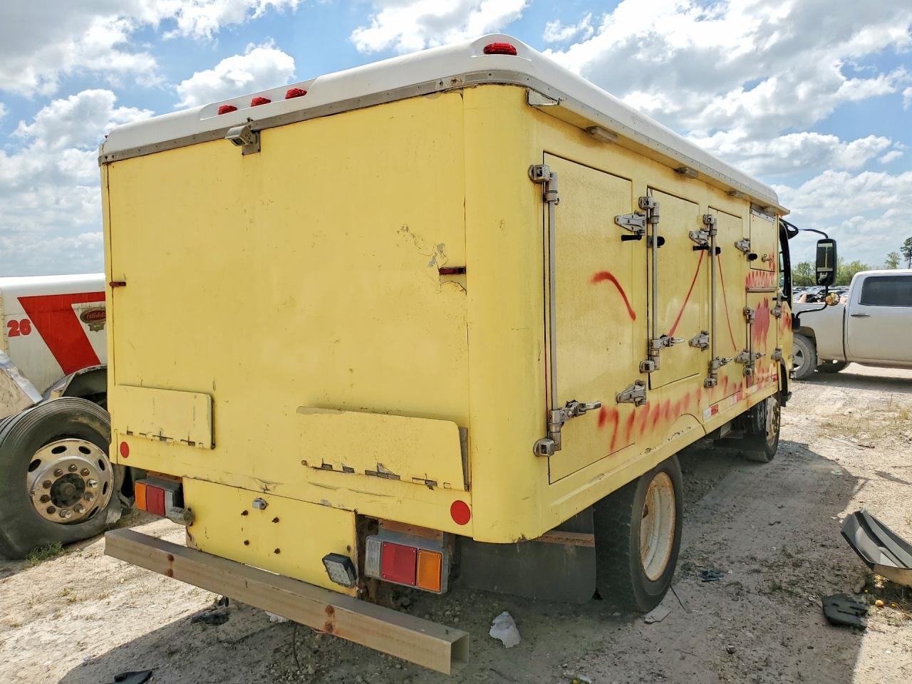 2017 Isuzu NPR HD Utility / Service Truck