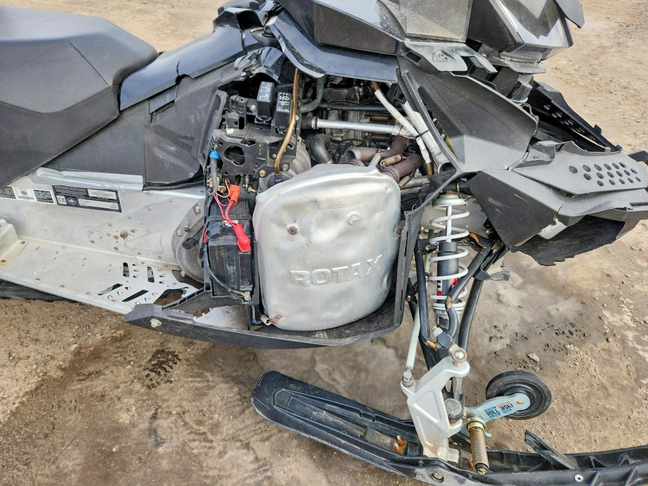 2012 Skidoo Grand Touring Sport