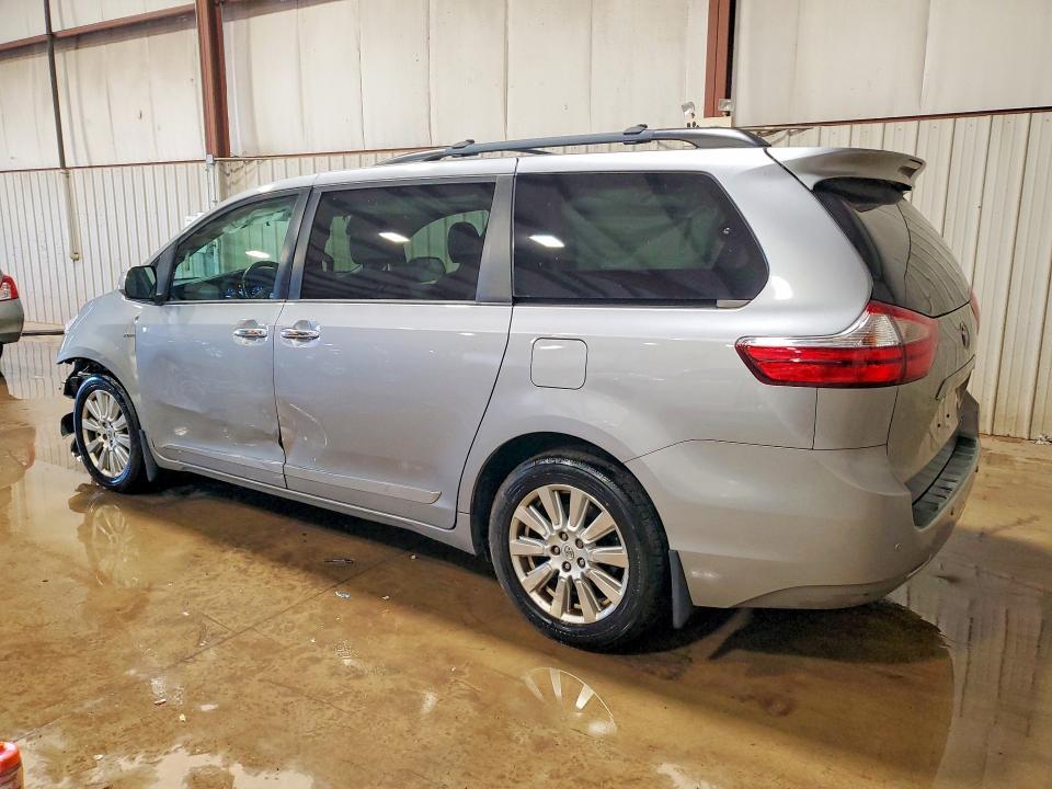 2017 Toyota Sienna xle Premium 7-passenger