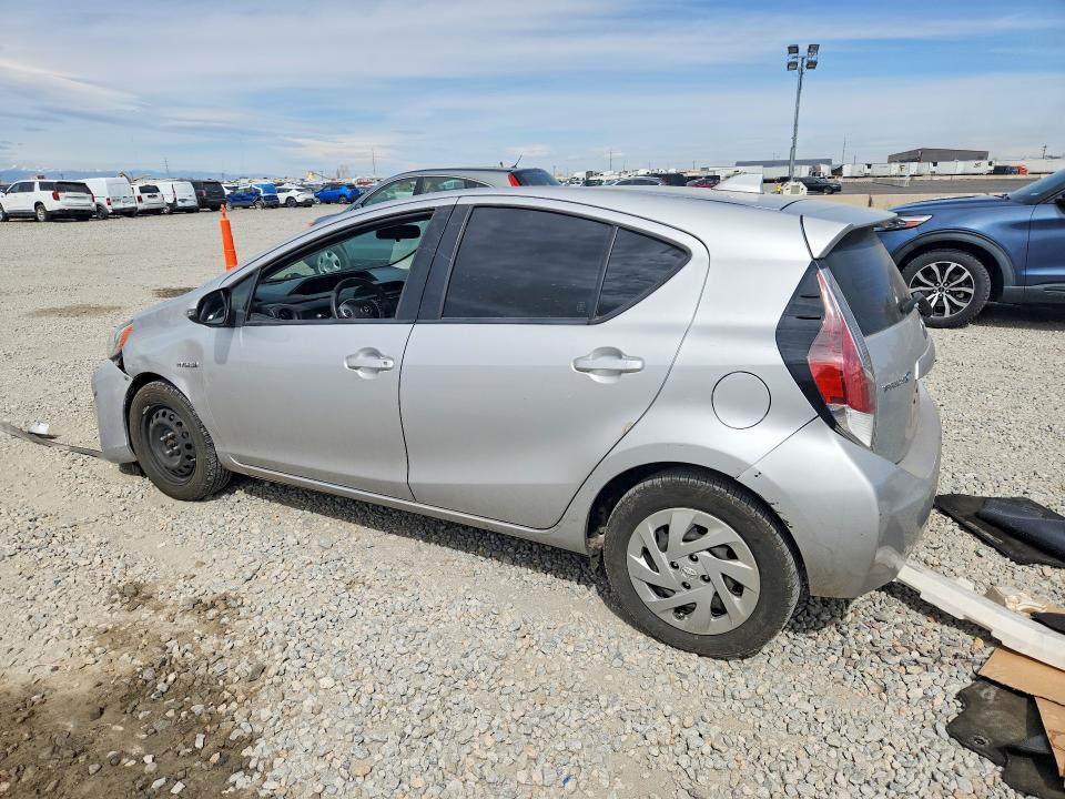 2016 Toyota Prius c one